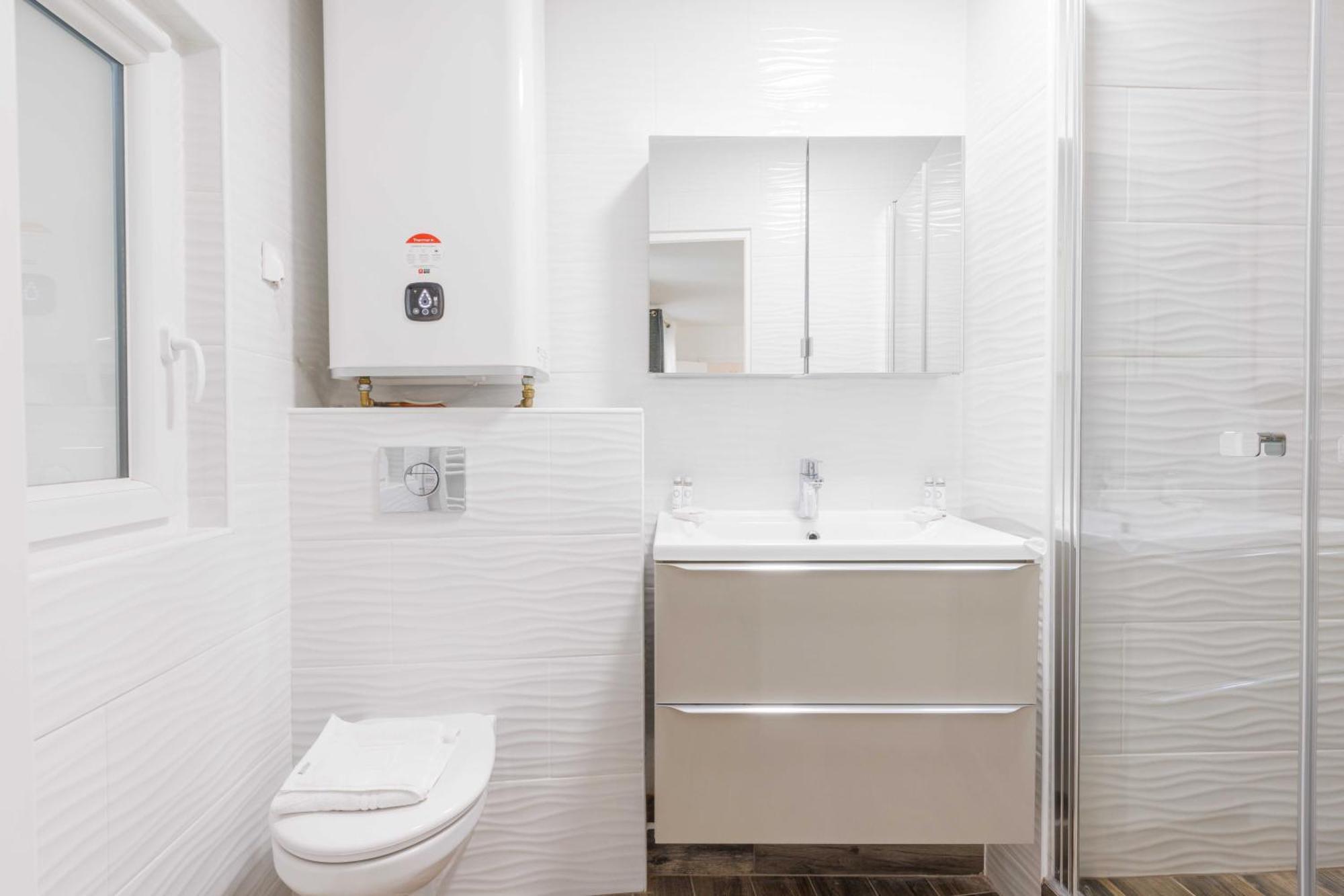 Urban Refuge In The Heart Of The Marsh 1bdr - 3p Appartement Parijs